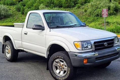 Contact information for aktienfakten.de - Jun 19, 2023 · 9. 2000 Nissan Frontier. If you’re looking for a hard-working V6 compact pickup, the 2000 Nissan Frontier is a great choice, with up to 5,000 pounds towing capacity, up to 1,504 pounds payload, and a choice of extended or crew cab layouts. Look for 4WD models for off-road fun, or consider a 4-cylinder with 2WD to get up to 21 mpg combined. 